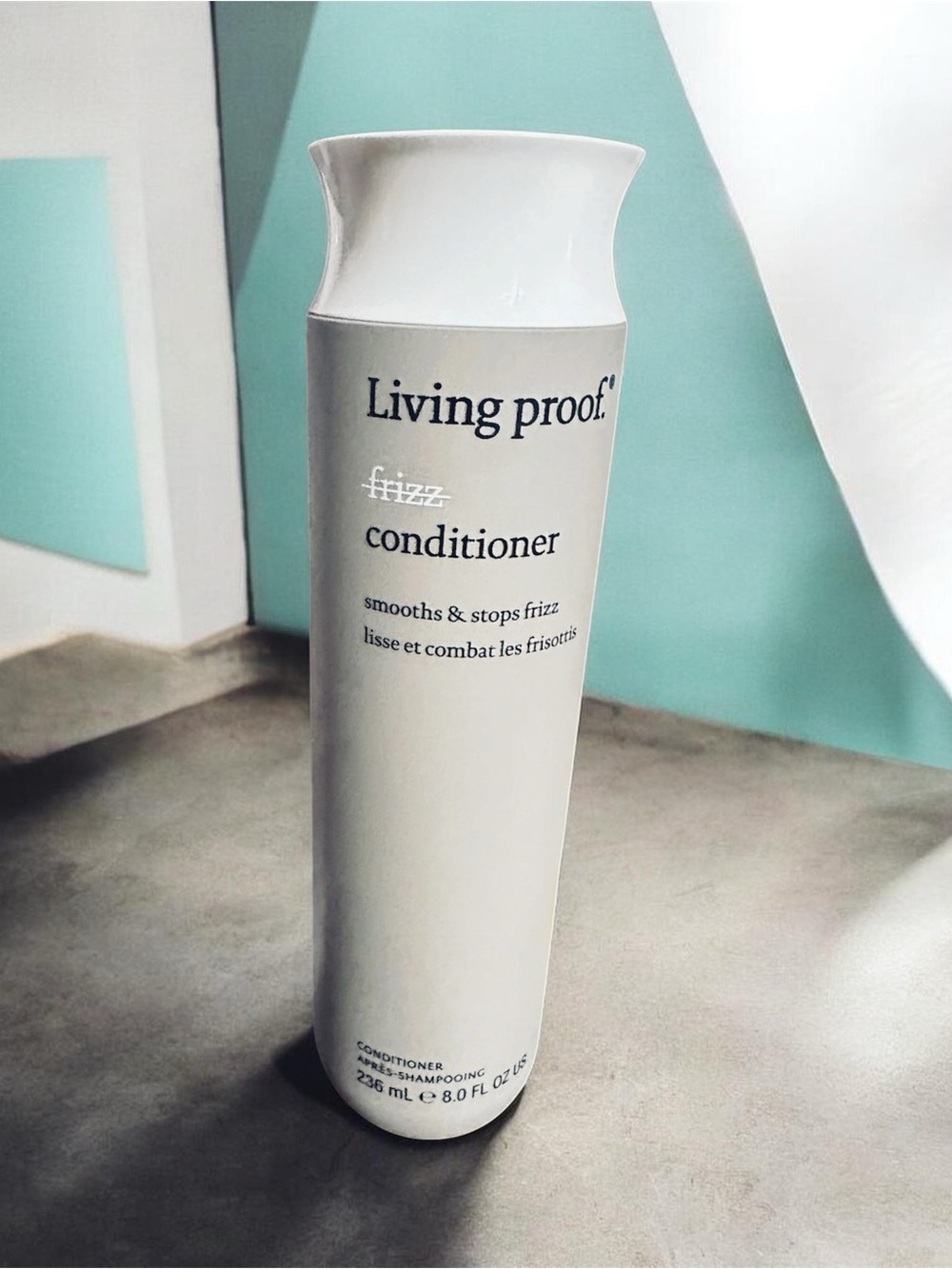 Living Proof Conditioner and Shampoo full size. Also included box set - Picture 2 of 3